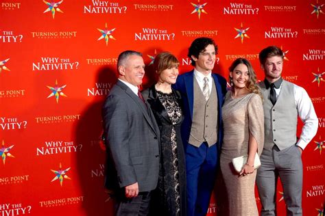 Filming of 'Why the Nativity' helped cast grow closer to Jesus | Entertainment