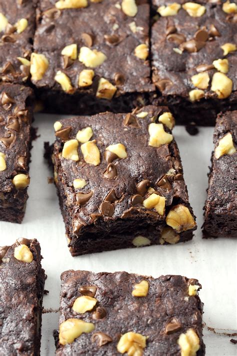 Dark Chocolate Walnut Brownies - The Toasty Kitchen