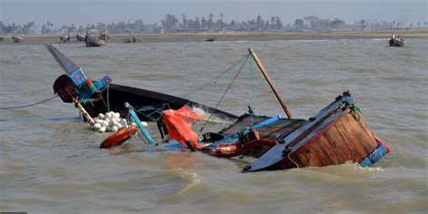 33 feared dead as boat capsizes in Niger