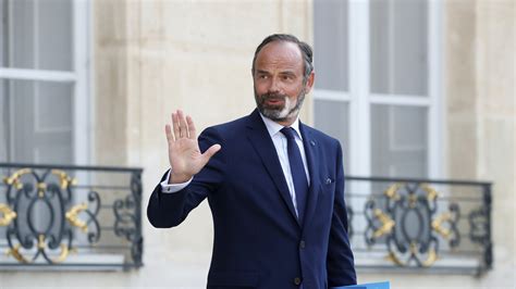 French prime minister Edouard Philippe resigns