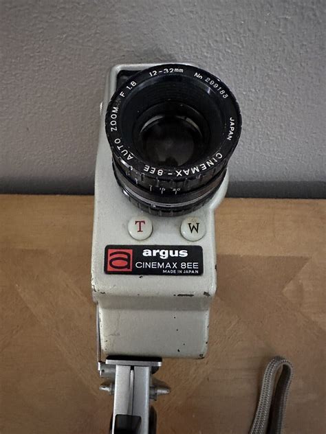 Vintage ARGUS Cinemax 8EE Auto Zoom Wind Up Cinema Camera W/film Not ...