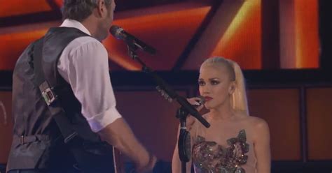 Watch Blake Shelton, Gwen Stefani sing duet