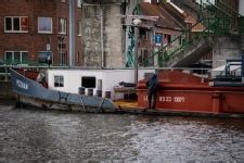 Barge, Loading And Unloading Free Stock Photo - Public Domain Pictures