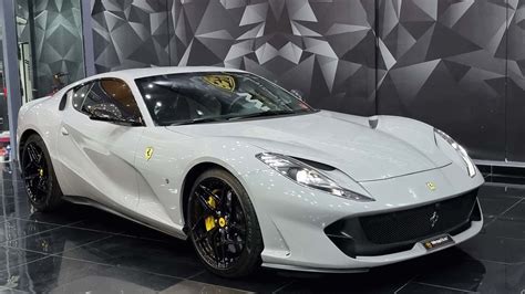 Ferrari 812 Superfast - White Wrap | WrapStyle