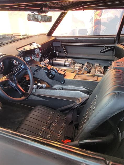 Here is the interior of the 2022 Batmobile from "The Batman" : r/batman