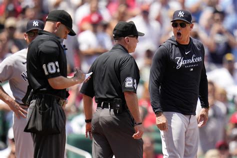 Yankees manager Aaron Boone ejected for 5th time this season