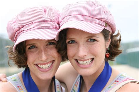 What's It Like To Be An Identical Twin? 45 Things Only We Twins Understand