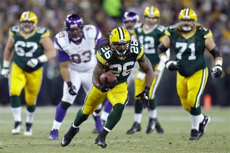 Success of Packers running back Harris shows good things come in small ...