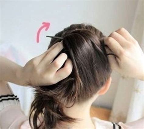 How to DIY Easy Bun Hairstyle Using Chopstick