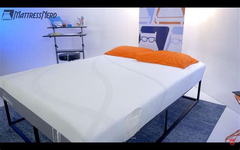 TEMPUR-Cloud vs. TEMPUR-breeze Mattress Comparison - Mattress Nerd