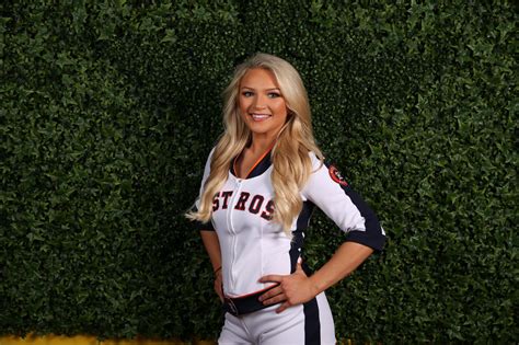 Meet the Houston Astros' Shooting Stars dance team