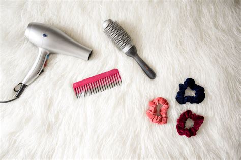 Free Images : blow dryer, comb, cosmetic, flatlay, hair brush, hair dryer, hairbrush, hand ...