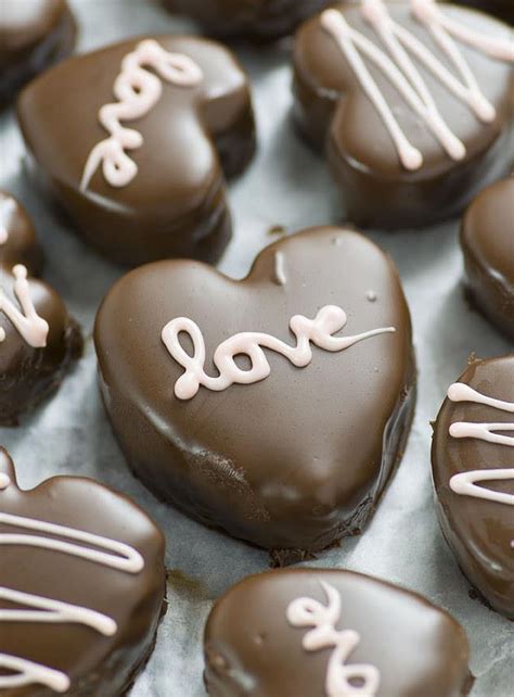 15 Heart Shaped Valentine’s Day Desserts | Chocolate Dessert Recipes – OMG Chocolate Desserts