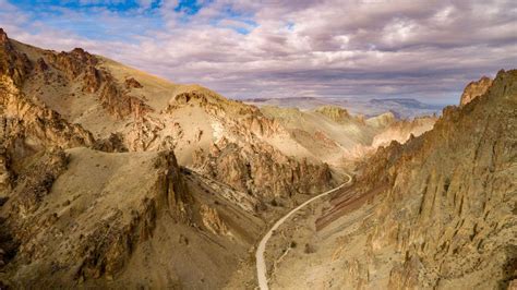 Exploring The Owyhee Canyonlands: Hiking, Rafting, & Camping