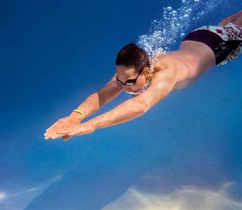 Fitbit Rolls Out Its First Waterproof Fitness Tracker - Men's Journal