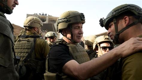 Israel PM Netanyahu Meets Troops Inside Gaza Strip; Hamas Says 17 ...