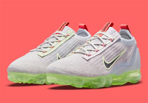 Nike Vapormax Flyknit 2021 Grey Neon DC4112-003 | SneakerNews.com