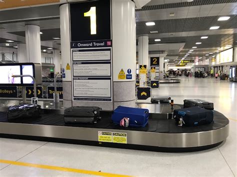 Manchester Airport installs new baggage reclaim carousel - Passenger Terminal Today