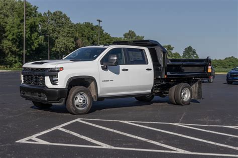 Chevrolet Silverado 3500hd Crew Cab Work Truck Chevy Offers The 3500 Hd ...