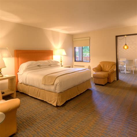 Ashland Hills Hotel & Suites - Named One of the Best in Southern Oregon