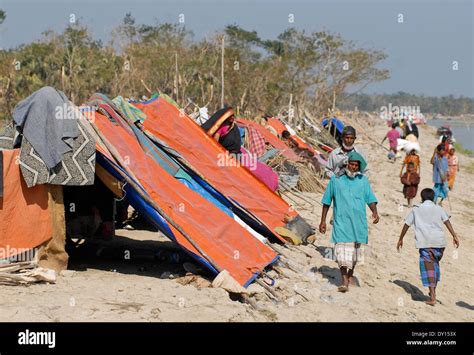 Cyclone Shelter Bangladesh Stock Photos & Cyclone Shelter Bangladesh ...