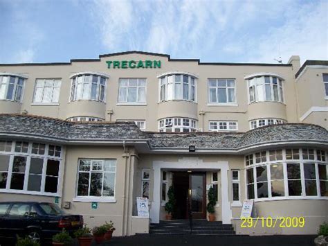 bath/shower - Picture of Bay Trecarn Hotel, Torquay - TripAdvisor