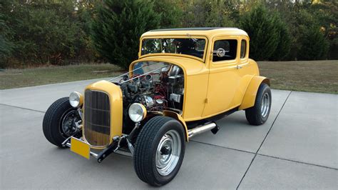 1932 Ford 5 Window Coupe | GAA Classic Cars