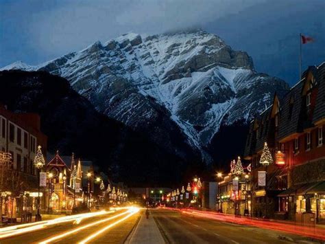 Tourist Attraction In Alberta Canada - XciteFun.net