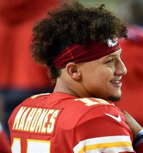 Top 10 Patrick Mahomes Haircuts 2024 (With Pictures)