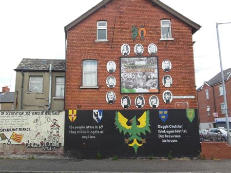 Pin by Patrick on Murals: Falls Road, Belfast | Mural, Fall road, Belfast