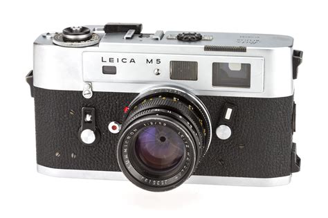 Lot 31 - A Leica M5 Rangefinder Camera,