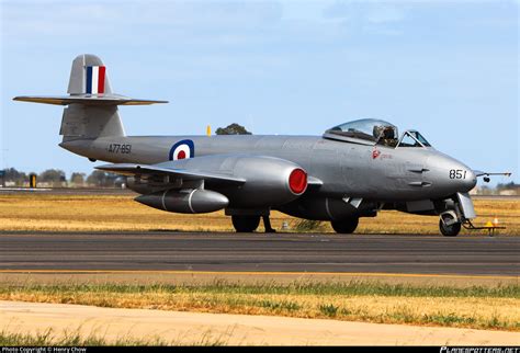 VH-MBX Private Gloster Meteor F 8 Photo by Henry Chow | ID 1080070 | Planespotters.net