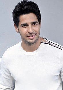 Sidharth Malhotra - Wikipedia