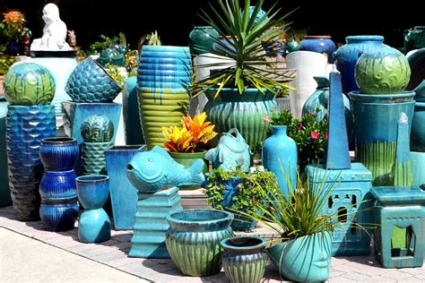 Vietnamese wholesale pottery, best factory prices for planters | Large garden pots, Outdoor ...