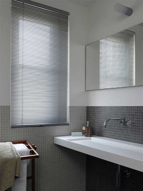 ALUMINIUM VENETIAN BLINDS - Awnings R Us