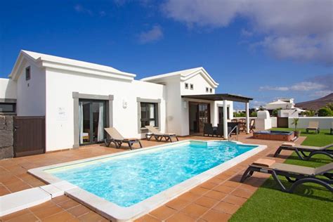 AKTUALISIERT: 2021 - Luxury Villa, Playa Blanca, Lanzarote with private pool and hot tub – Villa ...