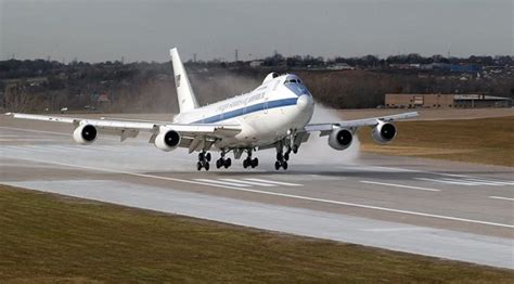 Covert Geopolitics: US Doomsday Plane Went Airborne, Russia Activated ...