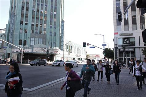 What It's Like Living In Koreatown, Los Angeles | Neighborhoods.com ...