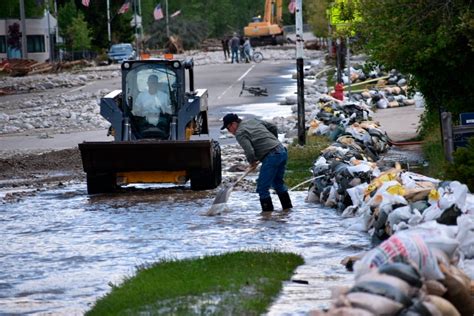 Historic flooding forces Yellowstone National Park to get visitors out ...