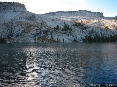 May Lake Trail | Yosemite National Park | Hikespeak.com