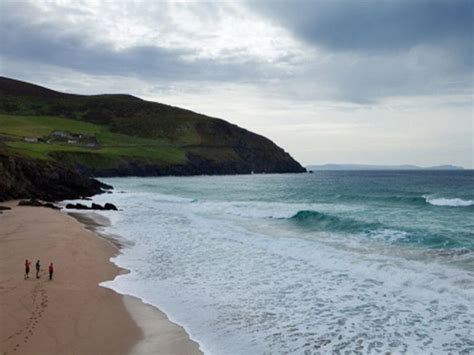 The Dingle Peninsula’s stunning beaches are ideal for surfing ...