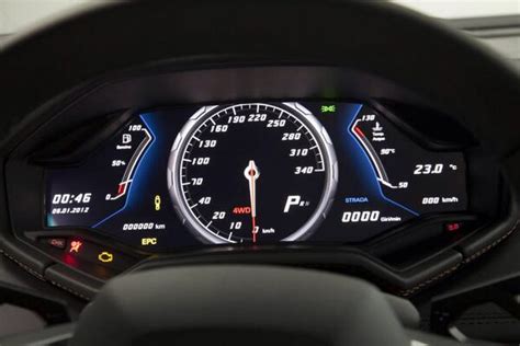 Descubrir 100+ imagen lamborghini dashboard - Abzlocal.mx