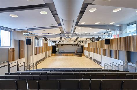 Putney High School Performing Arts Centre by Shepheard Epstein Hunter - Architizer