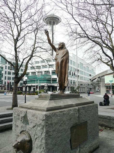 Chief Seattle statue | The Chief Seattle statue and the Spac… | Flickr