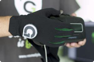 Haptic feedback gloves - Interesting Engineering, Science, Trending ...