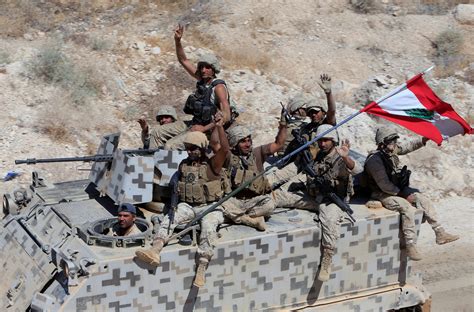 Lebanese army finds anti-aircraft missiles in abandoned Islamic State cache | The Japan Times