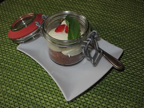Mousse au Chocolat als Nachtisch im Speisezimnmer | Gourmandise | Flickr