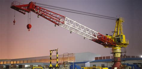 Pedestal Crane | Deck Crane | Equipment for Onshore & Offshore Rigs | PRODUCTS & SERVICES | TSC