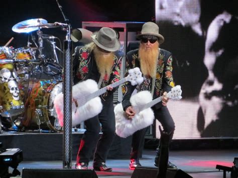 ZZ Top Beards Have More Germs Than a Dog's Butt, Study Finds ...