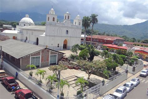 AHUACHAPÁN » What to see in the city of the ausoles.